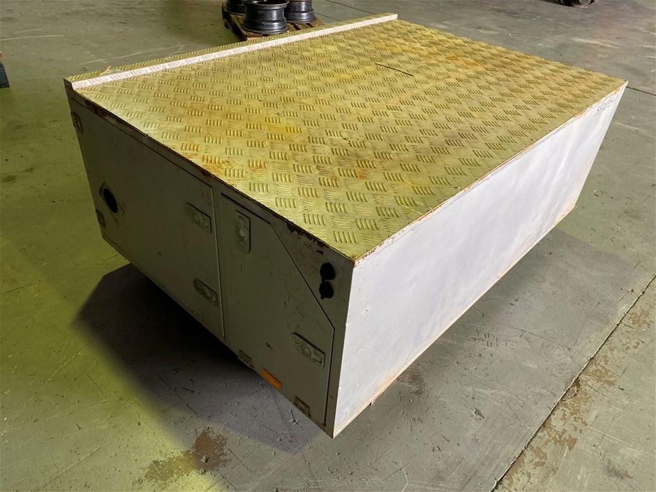 Vehicle Storage Unit