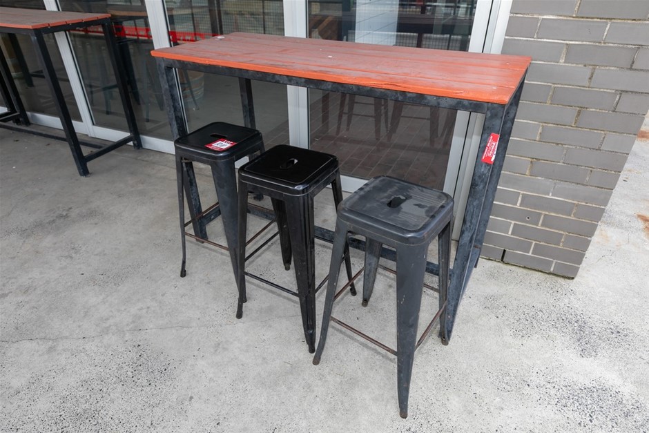 Bar Table And Stools (Qty 6)