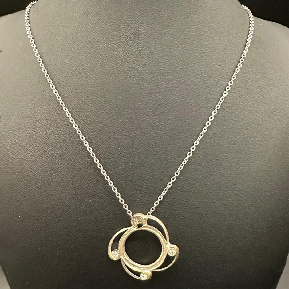 Designer Whirly Pendant Necklace in Silver