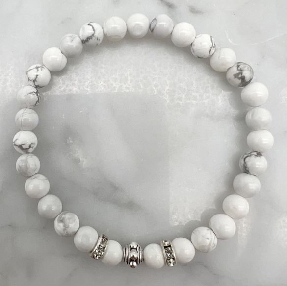 6mm Howlite & Rhinestone Stretch Beaded Bracelet