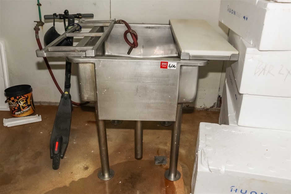 Commercial Kitchen Items