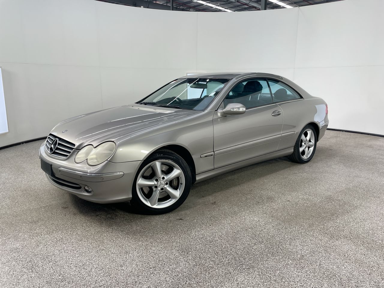 2004 Mercedes Benz CLK500 Avantgarde C209 Automatic Coupe