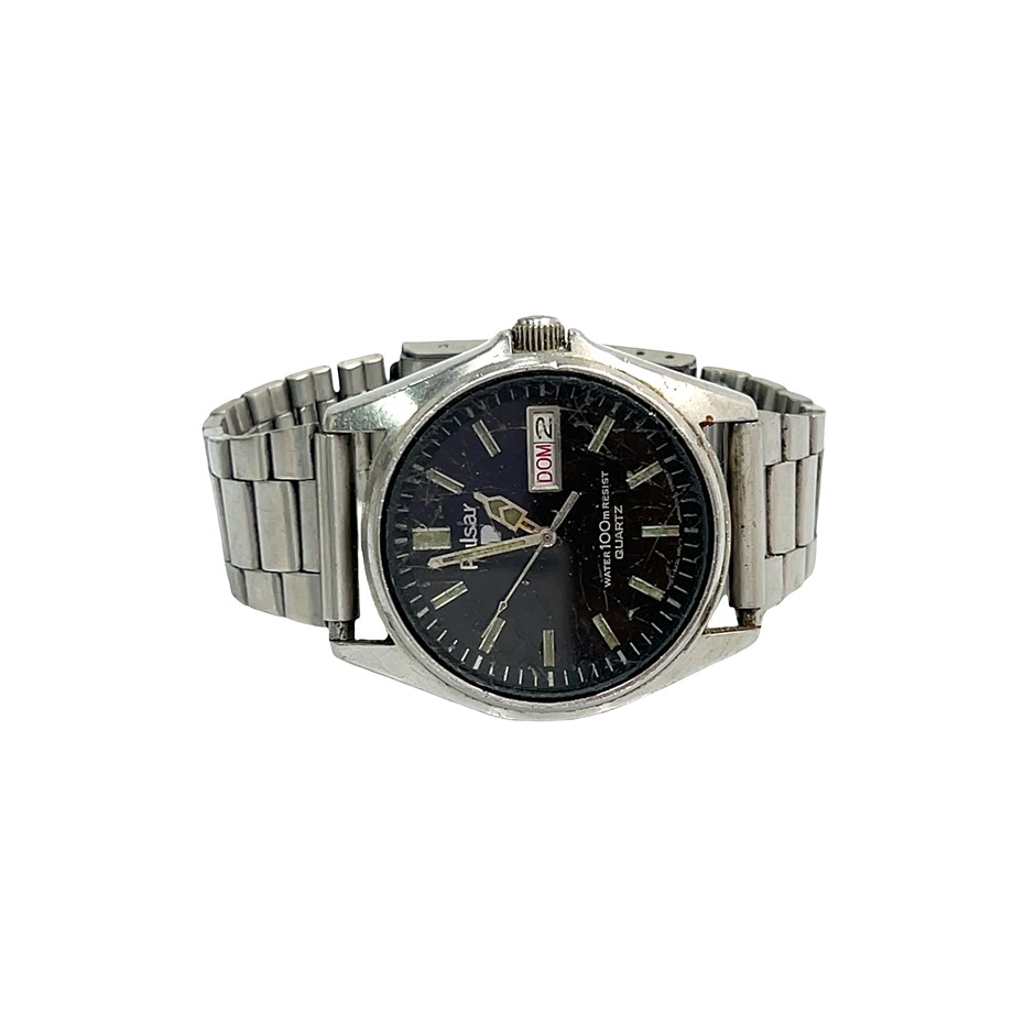 Pulsar Day/Date Watch
