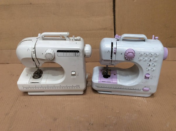 Ovela 12S&Vof Fhsm-506 Sewing Machine (Lot of 2)