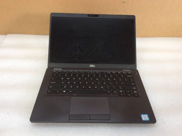 DELL Latitude 5300 Laptop i7-8665U 8GBRAM/128GB Black