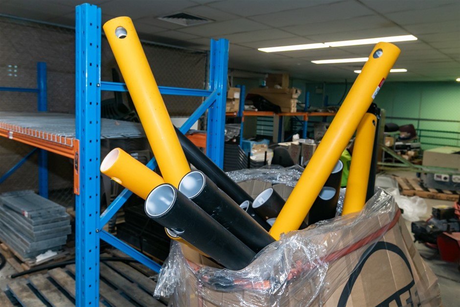 Sliding Gate Pole & Fixtures