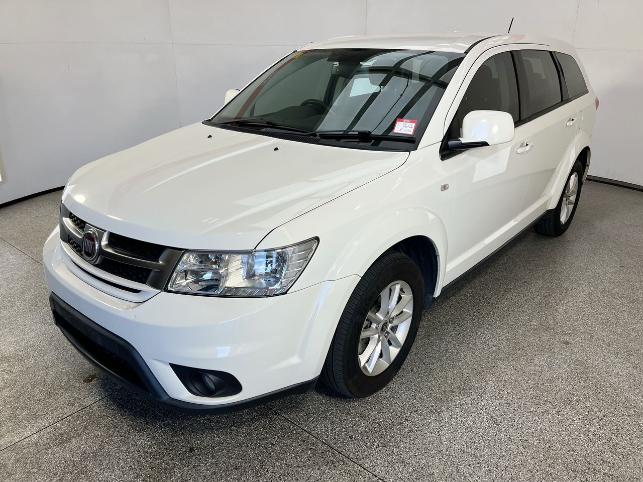 2015 Fiat Freemont BASE Automatic 7 Seats People Mover