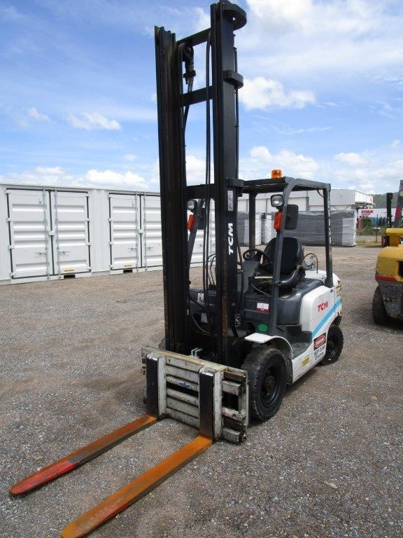 2018/January TCM FG25T3 4 Wheel Counterbalance Forklift