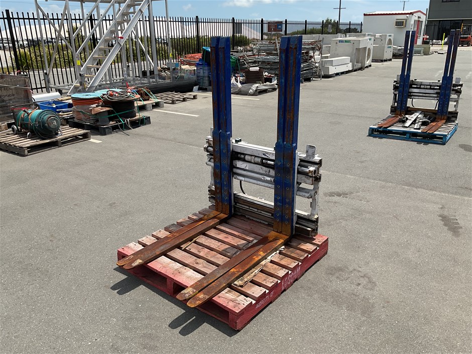 <p>Mast And Tyne Attachment</p>