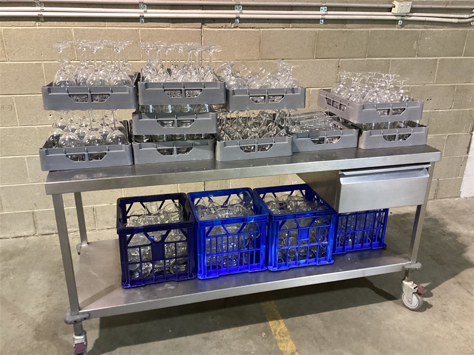 <p>Glassware (Contents of Bench)</p>