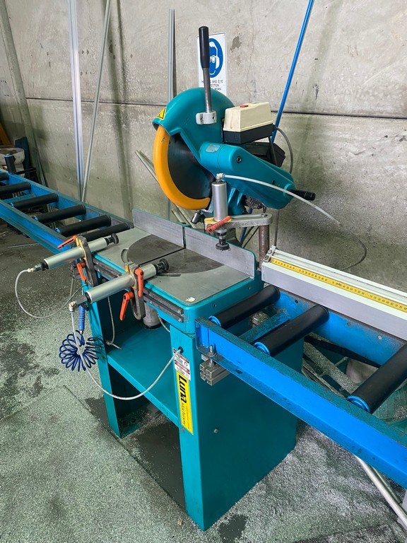 Luna Machinery 350mm Aluminium Saw, Roller benches and Extractor