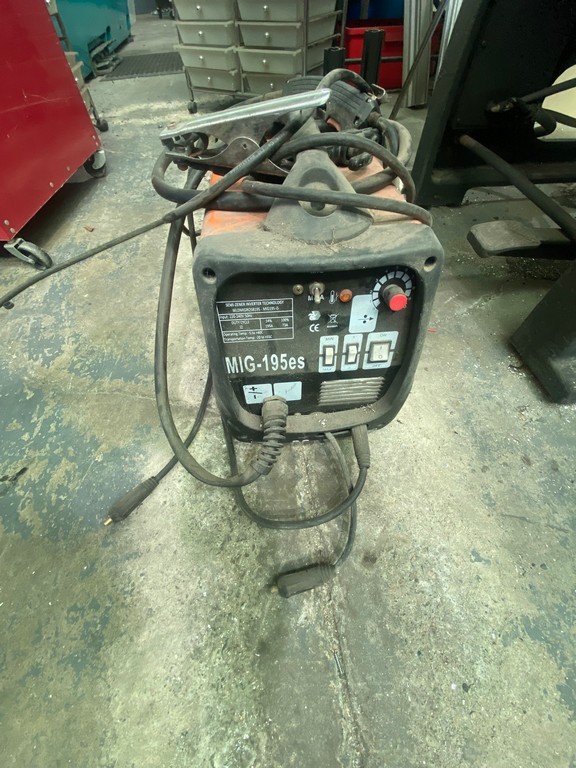 Glass Hole Saw Drill with Water Connection and Suction Cups