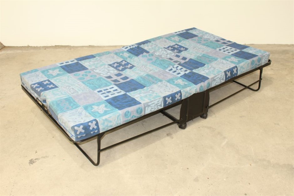 Mobile Foldable Bed with Mattress