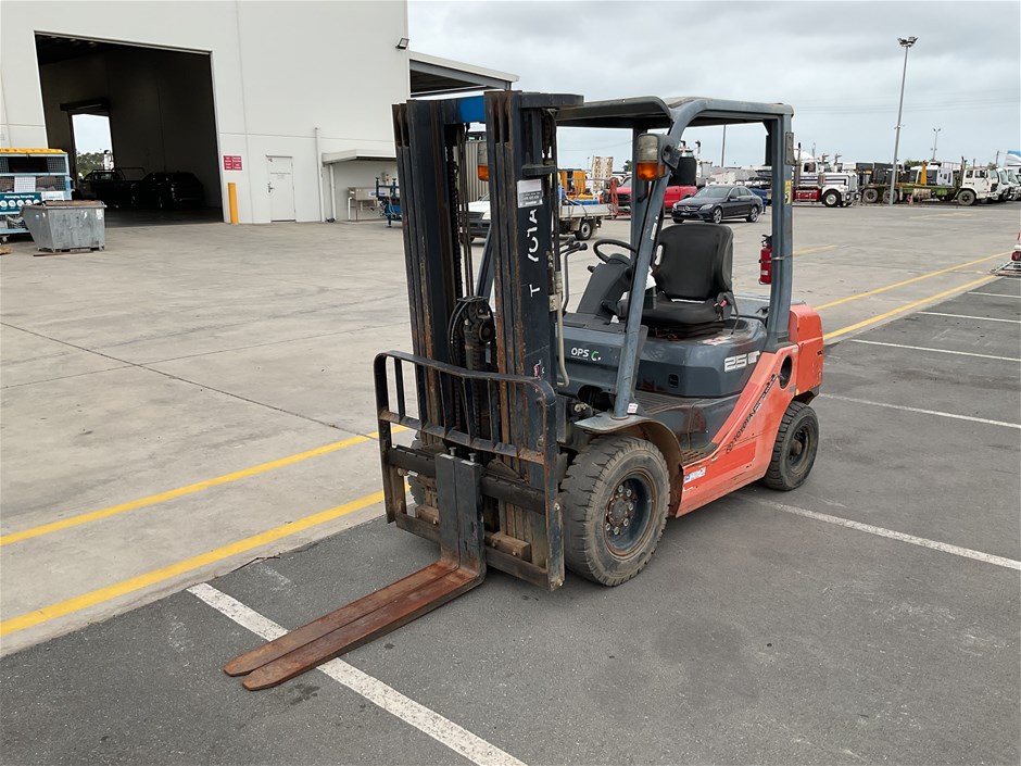Toyota 62-8FD25 Counterbalance Forklift