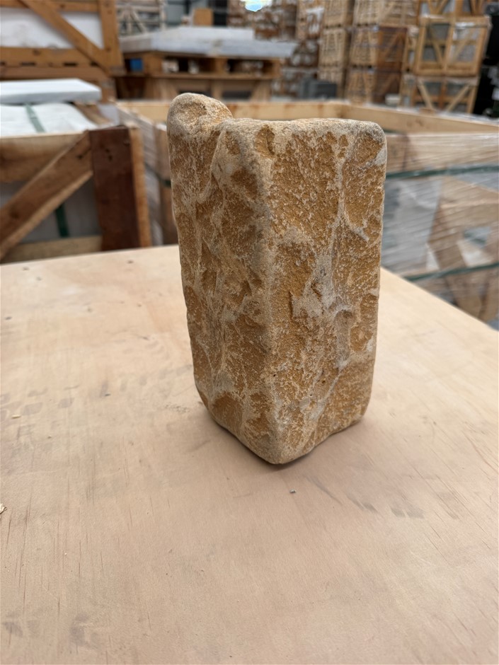 Crate of Sandstone Corners for Wall Cladding - 30 linear metres
