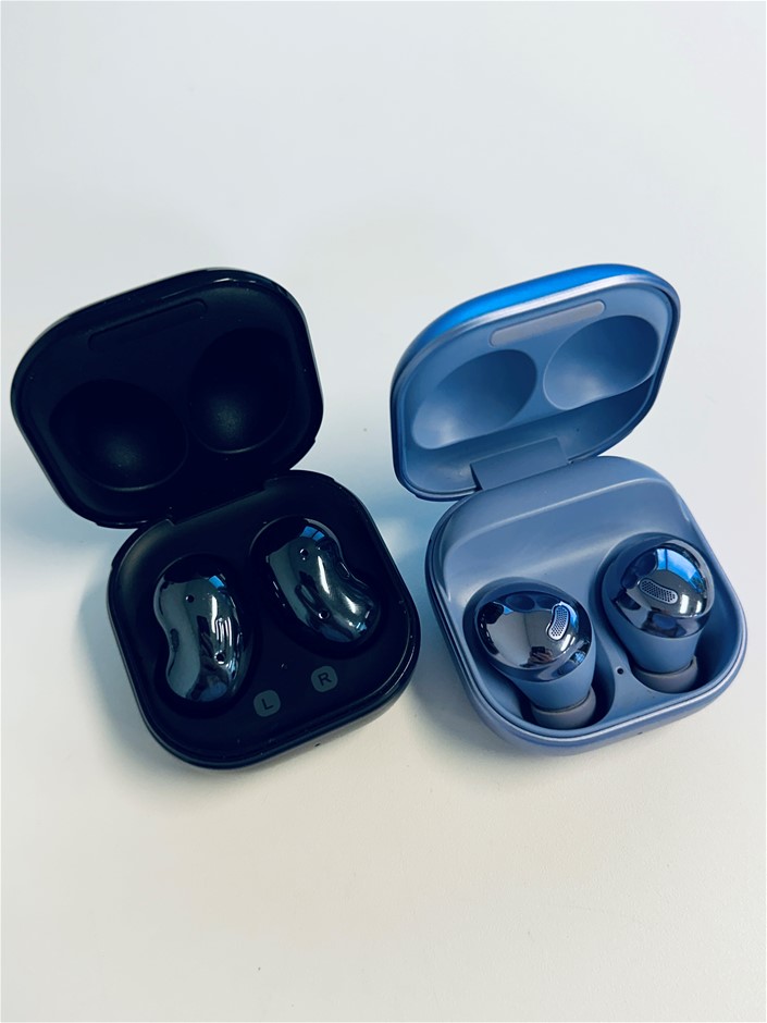 2 x Asstd. SAMSUNG Earbud Sets with Charging Cases