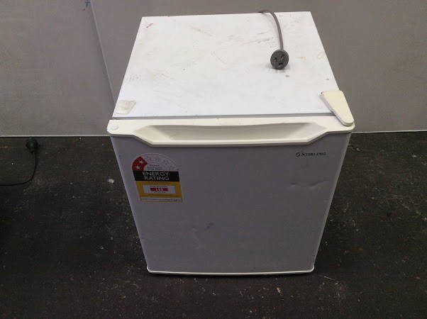 Stirling STR-H48W/701748 48L Bar Fridge