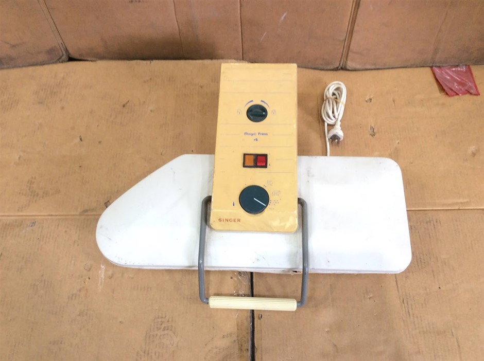 Singer CS4553N Ironing Press Machine