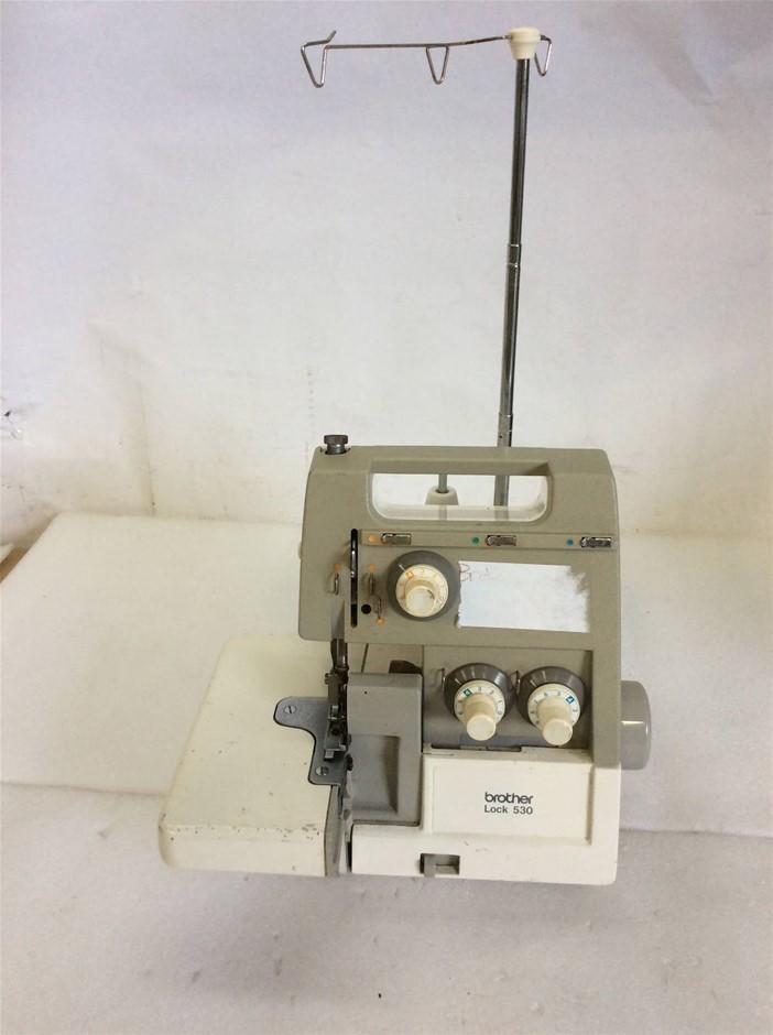 Brother Lock 530 Overlocker Sewing Machine