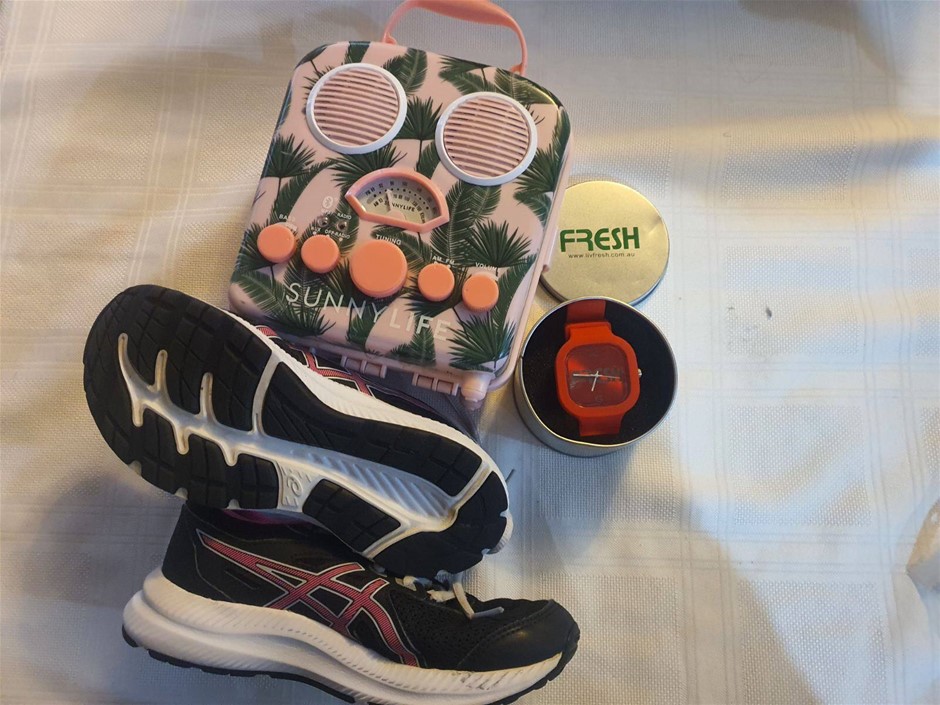 Tiger Asic Shoes 22cm,Sunnylife Bluetooth Radio Mp3 , Fresh Watch New