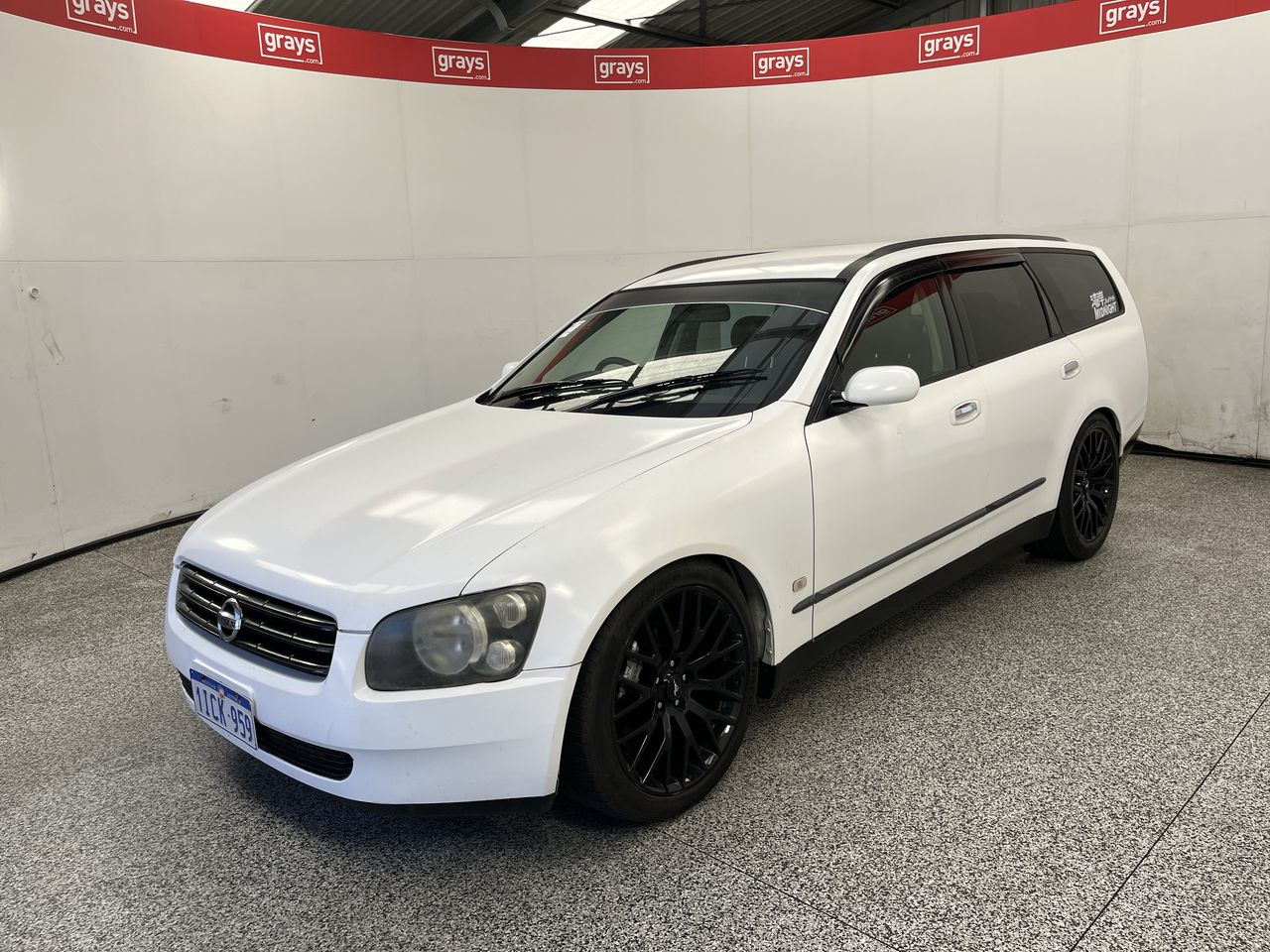 2002 Nissan Stagea Import Automatic Wagon