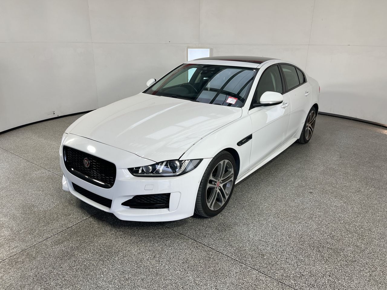 2016 Jaguar XE 20d R-SPORT Automatic - 8 Speed Sedan (WOVR - Inspected)