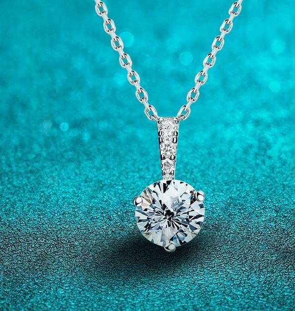 1.0ct GRA  Moissanite white Brilliant Cut 925 Sterling Silver  Pendant-VVS