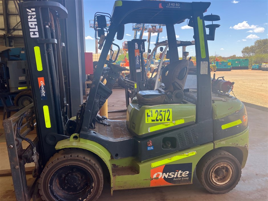 2013 CLARK C30D Forklift - 2.5t - 3.0m - Diesel - Newman