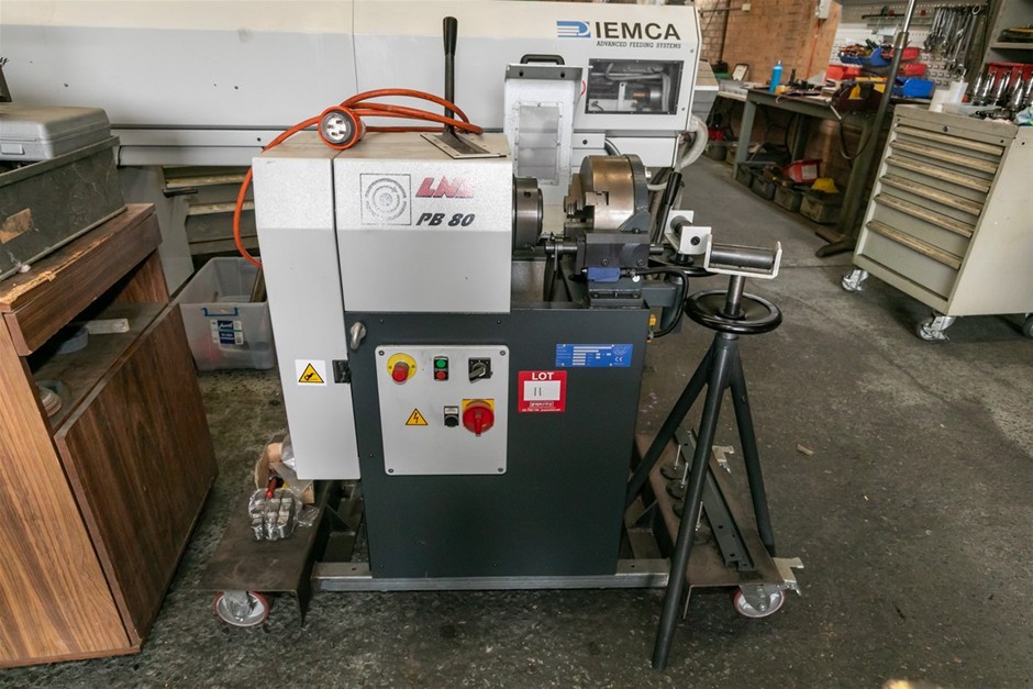 Online Auction Closing "Going, Going, Gone!"