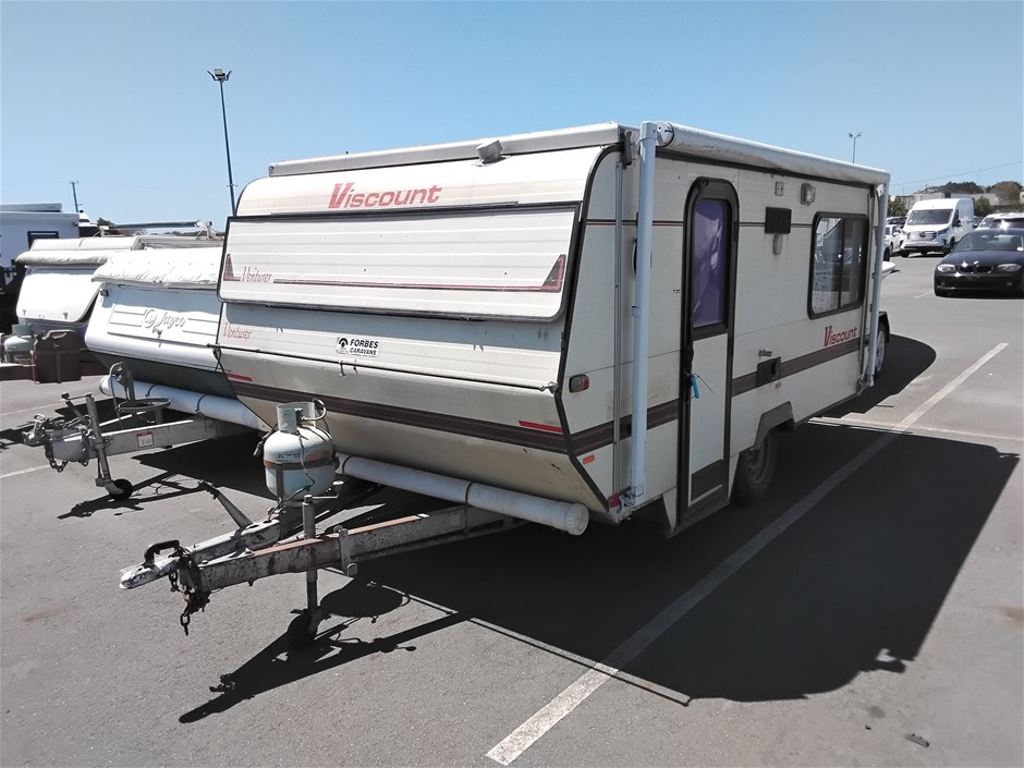 Viscount Caravan