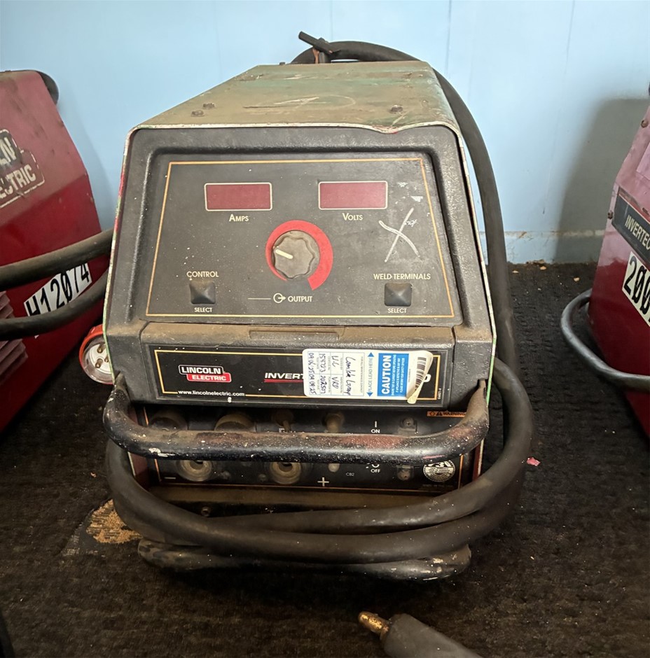 2016 Lincoln V350 PRO Welder - 350amp - Electric - Mackay