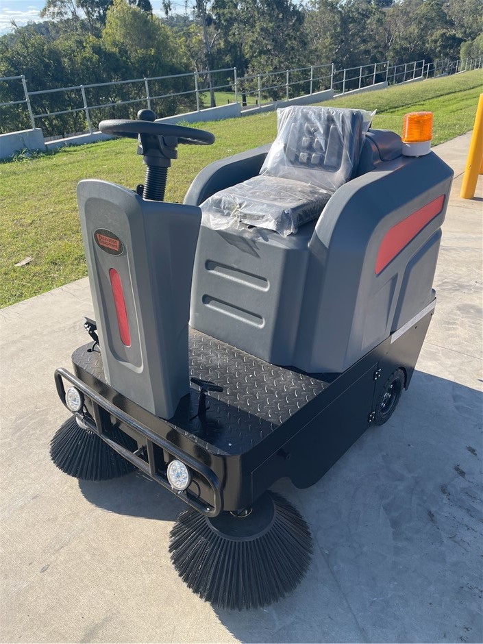 Electric Ride On Sweeper (Unused)