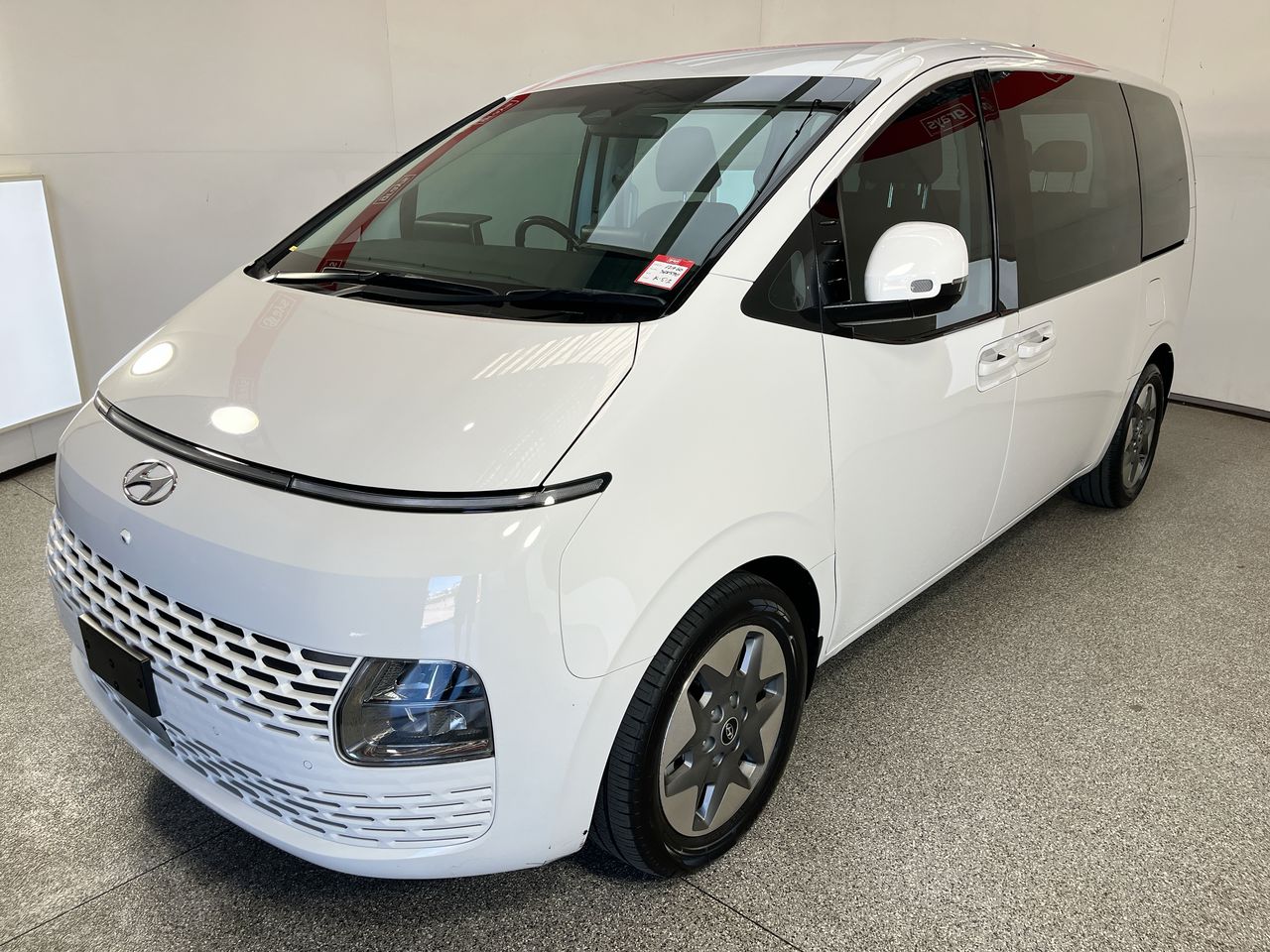 2023 Hyundai Staria Turbo Diesel Automatic - 8 Speed 8 Seats People Mover
