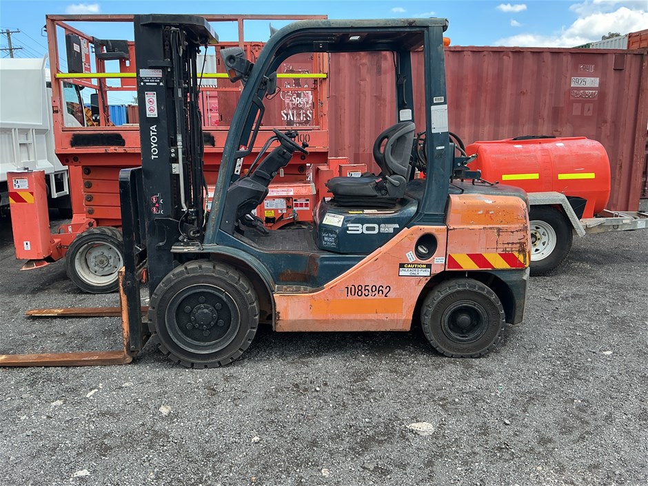 Toyota 32-8fg30 Counterbalance Forklift