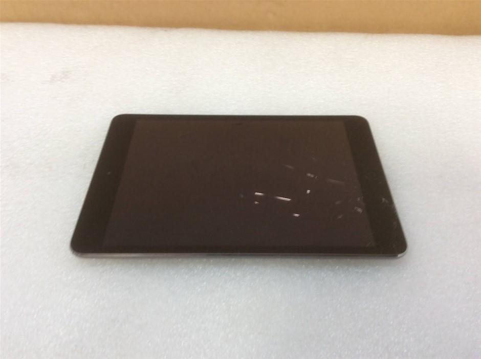 Apple iPad mini 2 (A1489) 16GB Tablet