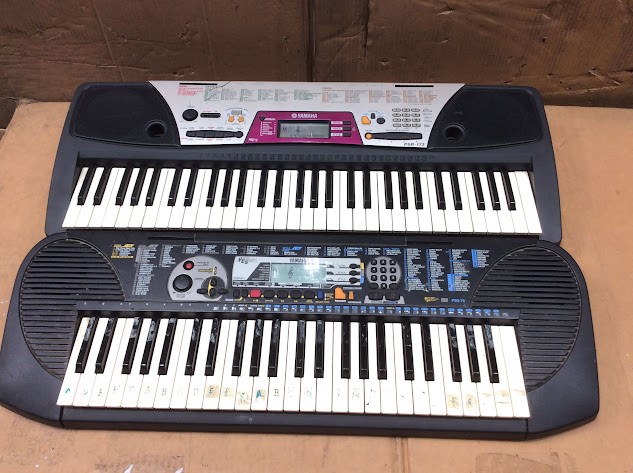 Yamaha PSR-172&PSR-79 Portable Electronic Keyboard (Lot of 2)