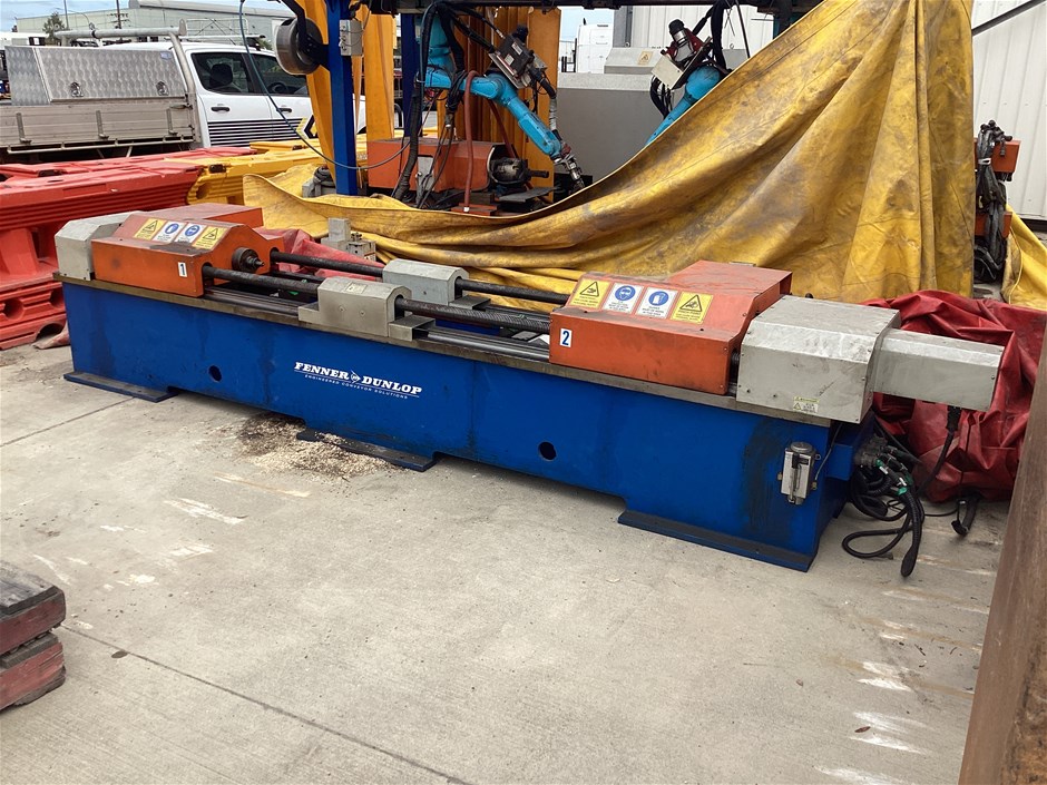 <p>Double Ended Pipe/bar Chamfering Machine</p>