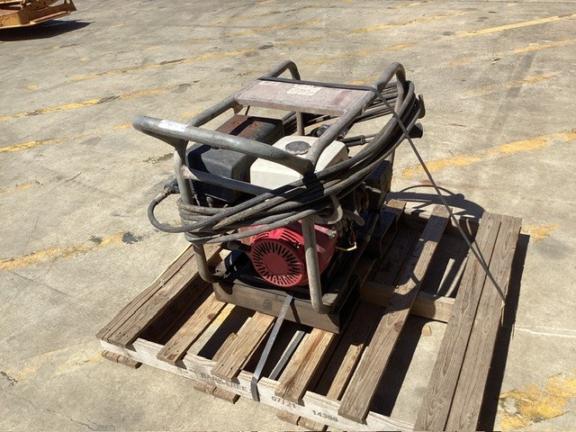 <p>Clean Machine High Pressure Washer</p>