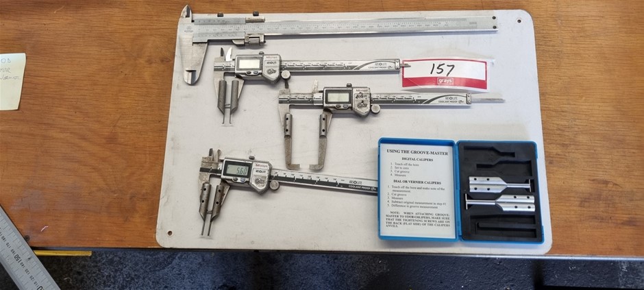 ID Comparitor Verniers and 300mm vernier