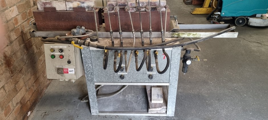 Multiple Part Shuttle Brazing system 
2nd machine for spare parts