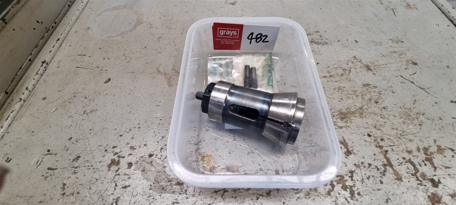 Collet with adjustable part stopper