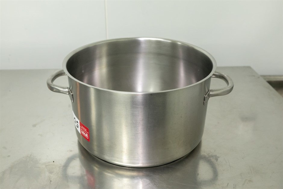 Large Cooking Pot