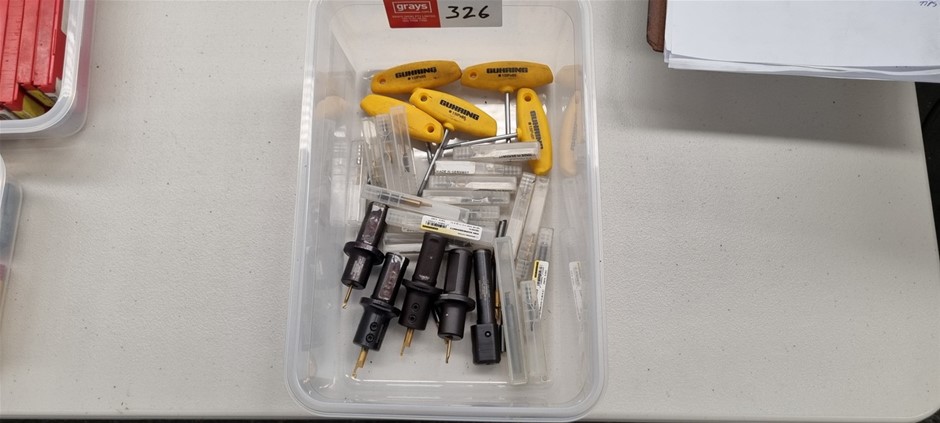 Guhring G106 Holders and Carbide Tips