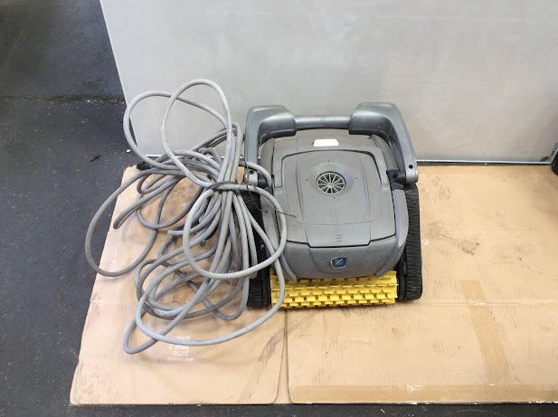 Zodiac Robotic Pool Cleaner