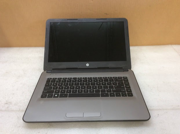 HP TPN-I120 Laptop E1-6015U 4GBRAM/500GB