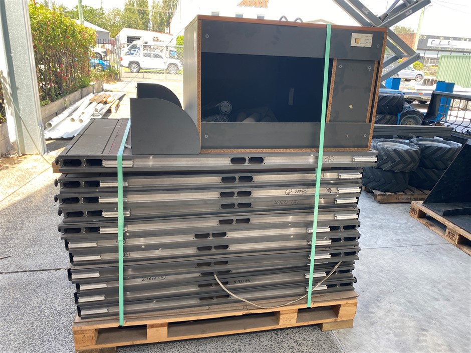 Pallet Of Office Partitioning, Etc