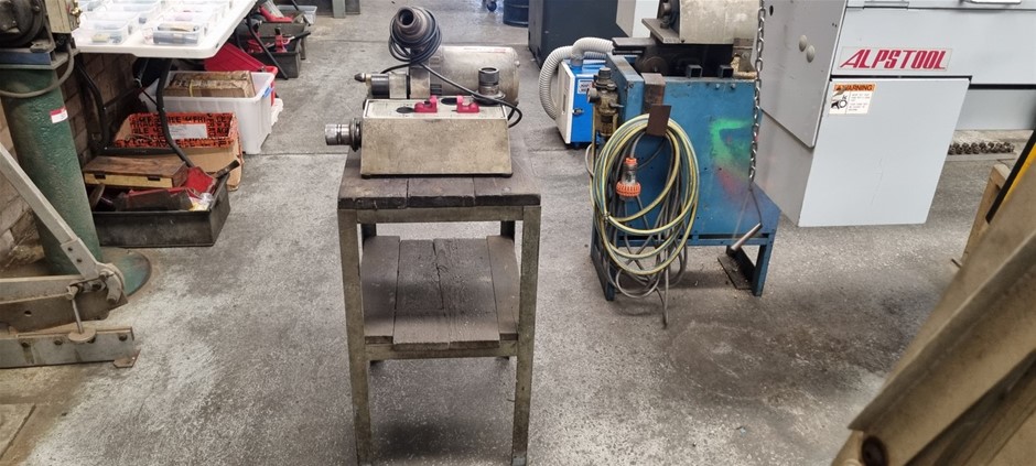 Darex SP2500 Drill Sharpener and Bench