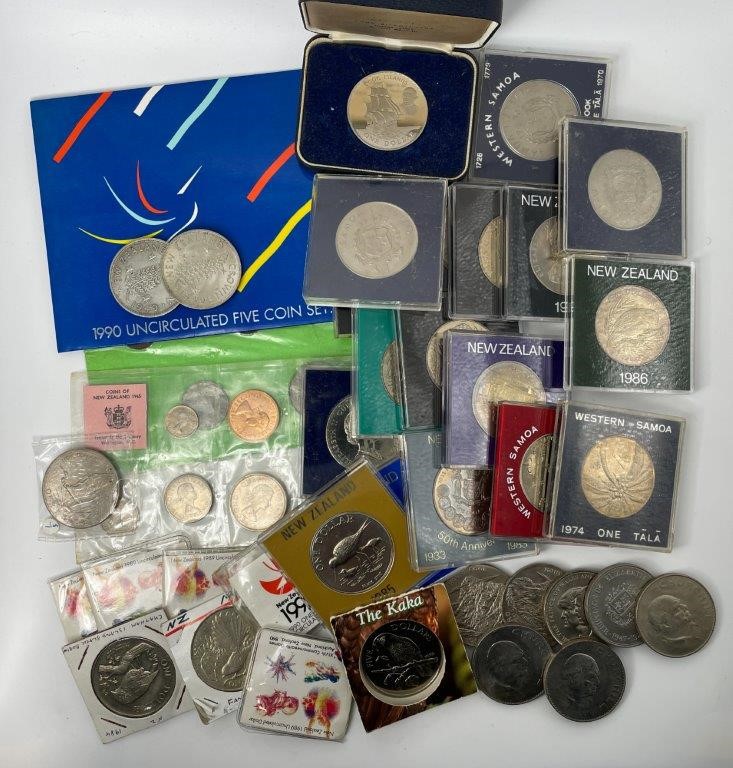 <b>Approx. 39 x Asstd NZ & Polynesian Commemorative Coins/ Sets
