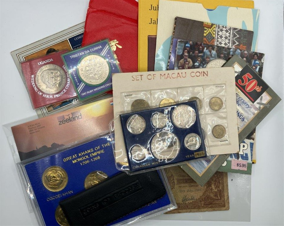 Approx. 14 x Assorted World Commemorative Coins/Coin Sets
