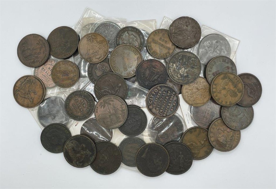 <B>Approx. 49 x Asstd AU & NZ Penny and Half Penny Tokens